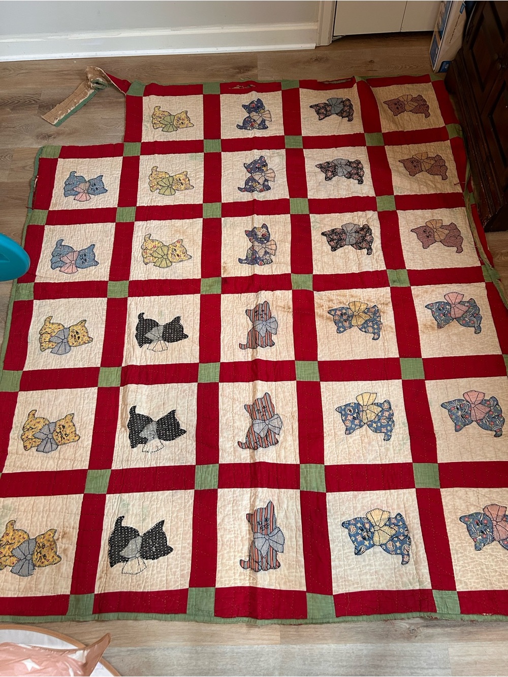 Vintage Handmade Cutter Quilt